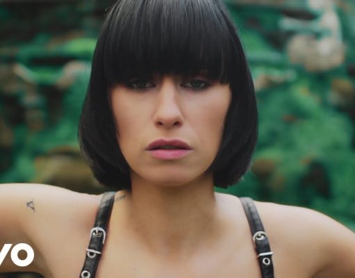 Anna Wolf Uses New Single ‘Silence’ To Highlight Anxiety Anna Wolf - Silence Right Chord Music Blog review