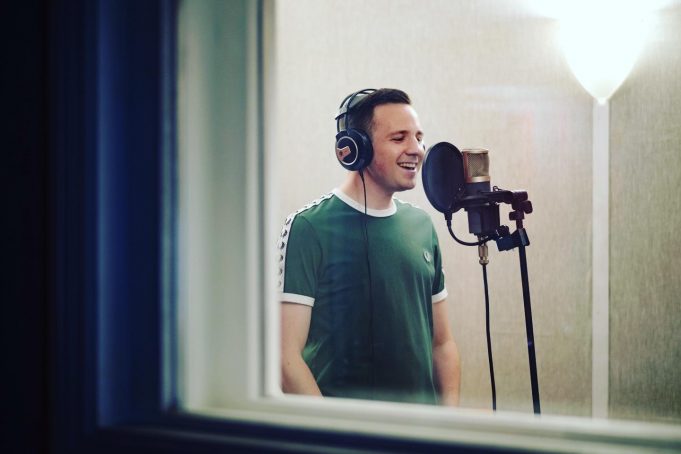 Mike Beech – Queen of Hearts Mike Beech