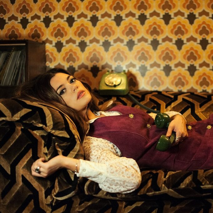 Iraina Mancini – Undercover Iraina Mancini - Undercover