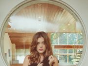 It’s time to plot your escape. Iraina Mancini returns with breathless new single ‘Deep End’ Iraina Mancini Deep End