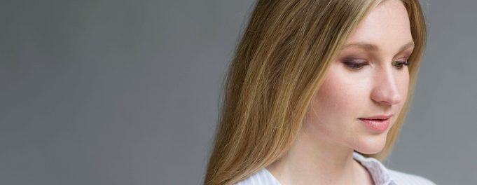 Izzy Frances Explores Vulnerable Love On ‘Stay With Me’ Izzy Frances