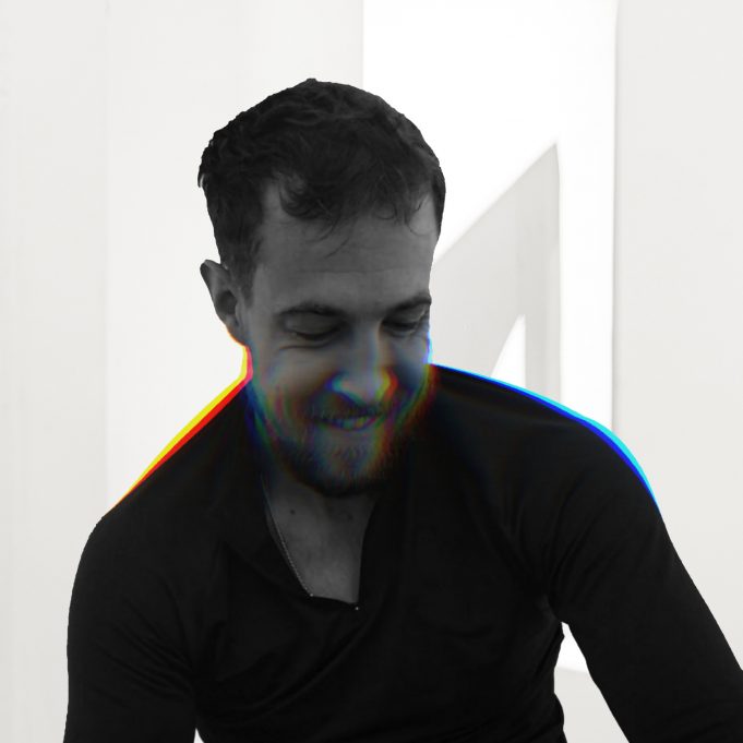 Enjoy an electronica ride on Einsam’s ‘Train of Thought’ Einsam Train of Thought