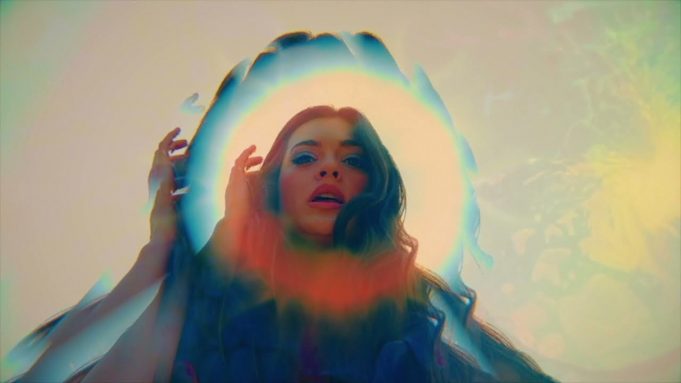 Iraina Mancini captures the joy we crave on new single ‘Do It’ (You Stole The Rhythm)