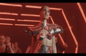 Jennalyn Displays A Cutting Edge On Blade.