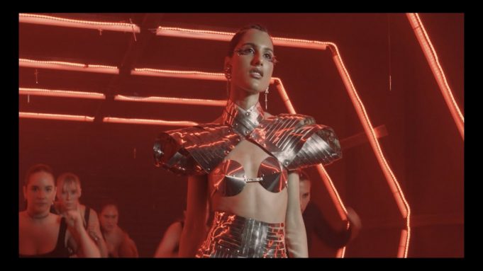 Jennalyn Displays A Cutting Edge On Blade.