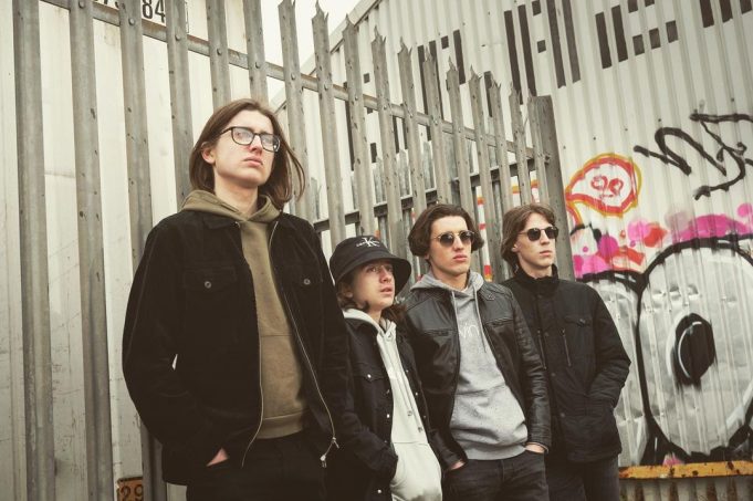 Breeze bring us Brit-Pop vibes with Eyes Wide Open Breeze - Eyes Wide Open