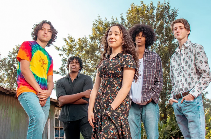 Lone Tree Bring The Blues Direct From Kenya Lone Tree