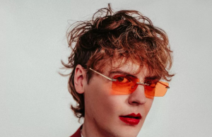 Mr Bewlay Wants You To ‘Live, Laugh, Love’ Mr Bewlay Live Laugh Love