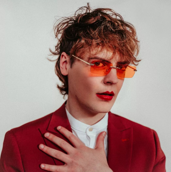 Mr Bewlay Wants You To ‘Live, Laugh, Love’ Mr Bewlay Live Laugh Love