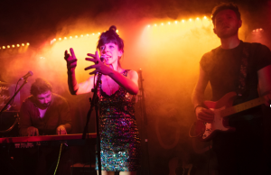 Gemma Rogers Charms Fans Live At Paper Dress Vintage Gemma Rogers Live At Paper Dress Vintage