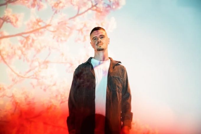 Zach James Douglas Shows Empathy On ‘I’d Breathe For You’ Zach James Douglas - I'd Breathe For You