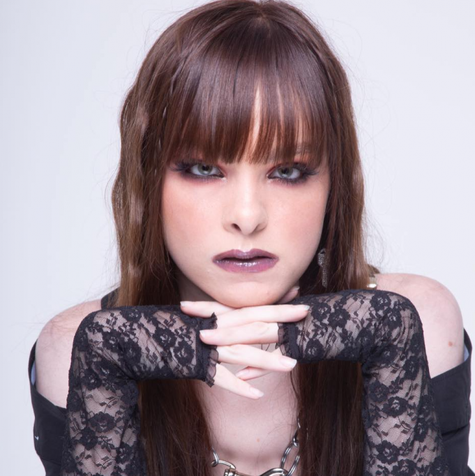 Lizzie Claps Back With ‘Fool of My Heart’ Lizzie - Fool of My Heart