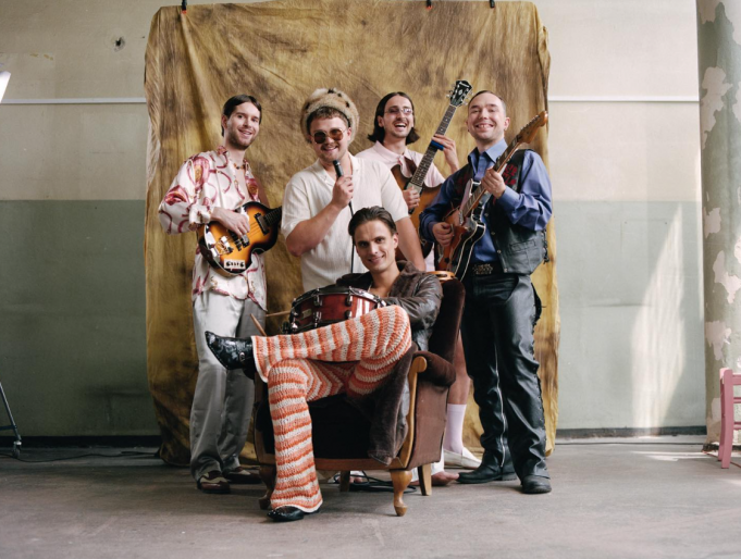 Giss Deliver An Eclectic Mix On Their New Album ‘II’ Giss - II