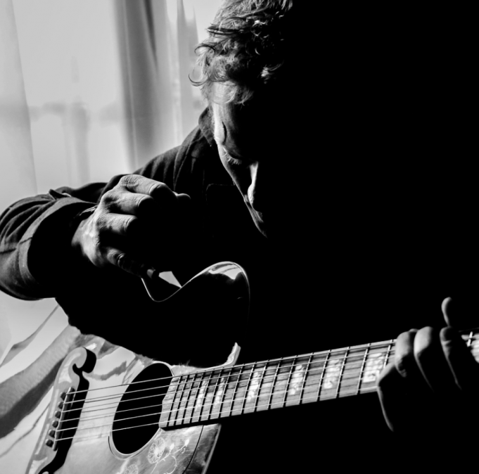 Marcus Valance Declares The Whole World’s Gone Mad Marcus Valance - The Whole World's Gone Mad