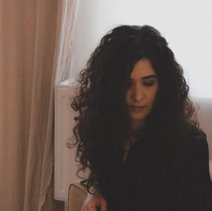 Fledgling Ft Sara Hartman Release The Poignant Tribute ‘Flowers On The Pavement’ Fledgling Ft Sara Hartman Flowers on the Pavement