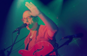 Vince Chinaski Tackles Parenthood Challenges On ‘Eat Your Peas!’ Vince Chinaski Eat Your Peas!