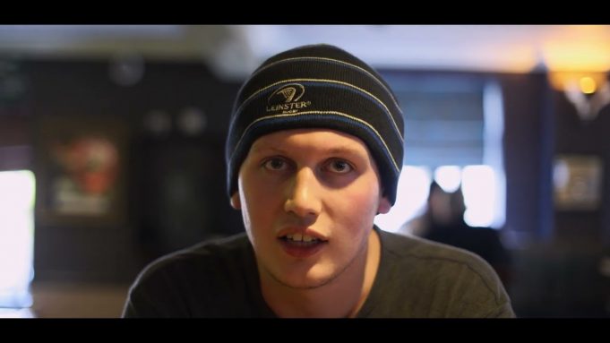 Menaura Share Dreamy Teen Passages In Suburbia