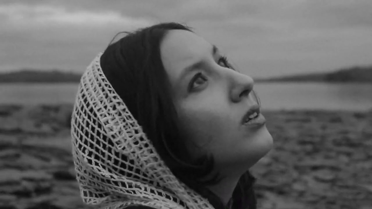 Wila Frank Explores Connections On Ghosts & Guitars