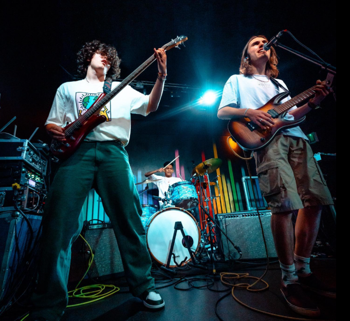 Archy & The Astronauts Want You To ‘ABANDON THE MISSION’ Archy & The Astronauts Abandon The Mission Right Chord Music Blog