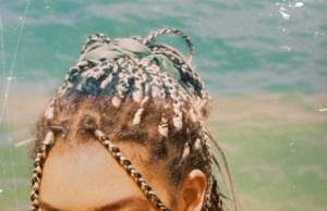 Kédu Catches a Vibe on ‘Heaven’s Door’ Kédu Heaven's Door Right Chord Music Blog