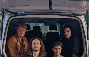 The Mallees Come Out Swinging On Debut Single ‘Losing Our Minds’ The Mallees - Losing My Mind, Right Chord Music Blog