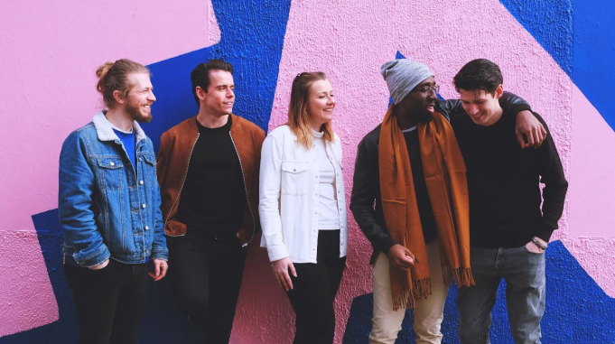 Lyra Get “Lost” In The Maze Lyra - Lost Right Chord Music Blog