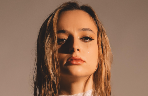 Kirrilee Rides The ‘Rollercoasters’ Kirrilee Rollercoasters on Right Chord Music