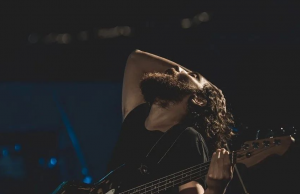 Needshes Share Reggae Charm On ‘Just Be Around’ Needshes Just Be Around on Right Chord Music Blog