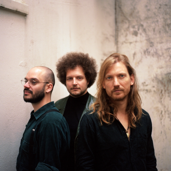 Subterranean Street Society – Focus On The Melody Subterranean Street Society Focus on The Melody on Right Chord Music blog photo by Ehlana van Roijen