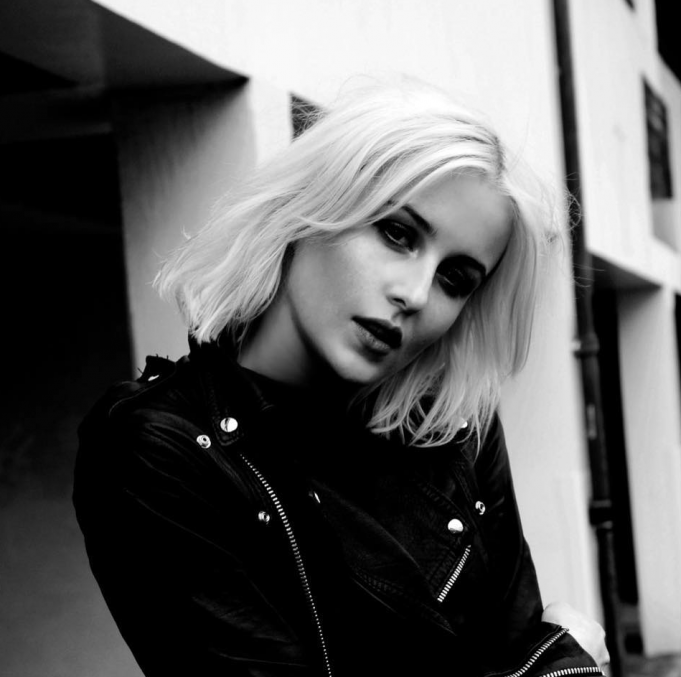 Floss Jordan Experiences ‘Turbulence’ Floss Jordan Turbulence review on Right Chord Music Blog