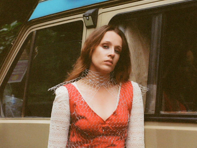 Sophie Kilburn Steps Out Of Her ‘Body On The Inside’ Sophie Kilburn Body On The Inside reviewed on the Right Chord Music Blog