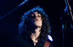 Sam Roberts Releases Thought Provoking ‘National TV’.  Sam Roberts National TV on Right Chord Music Blog