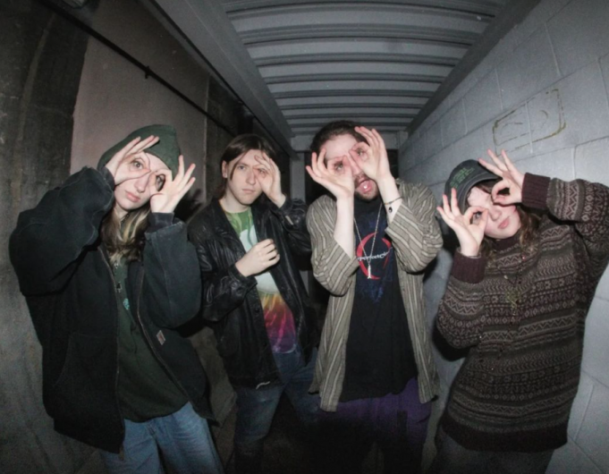 Labyrinthine Oceans Share The Foreboding ‘untitled’ Labyrinthine Oceans untitled review on Right Chord Music