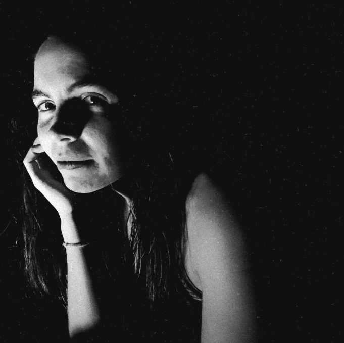 Justine Magnusson Shares Piano Ballad ‘Sweet Loretta’ Justine Magnusson Sweet Loretta on Right Chord Music