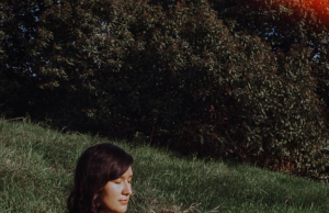 Eli Ann Drops Second Single ‘Sinking, Seeing, Dreaming’ Eli Ann Sinking, Seeing, Dreaming review on Right Chord Music