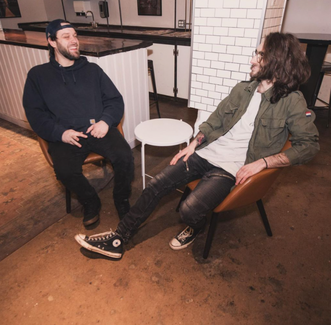 Bad Friends With Black Cats ‘3 HOURS AND 47MINUTES’ Bad Friends with Black Cats 3 hours and forty seven seconds on Right Chord Music