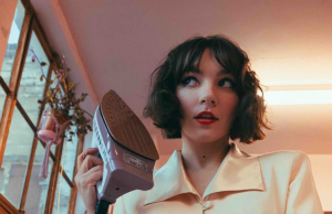 Candy Rush Tackles Social Media On ‘Don’t Even Wanna Know’ Candy Rush Dont' Even Wanna Know on Right Chord Music Blog