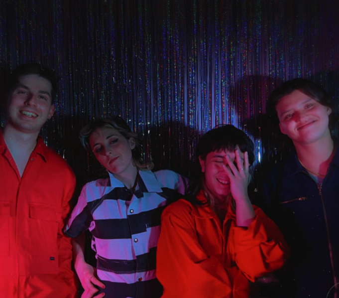 JEEBO Share Quirky New Single ‘Giants’ JEEBO Giants review on Right Chord Music