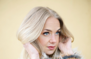 Linn Holmes Searches For That Perfect Love On ‘Baby Blue’ Linn Holmes Baby Blue review on Right Chord Music Blog