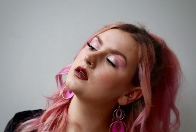 Alina Will Never Date Another ‘Oxford Boy’ Alina Oxford Boy on Right Chord Music