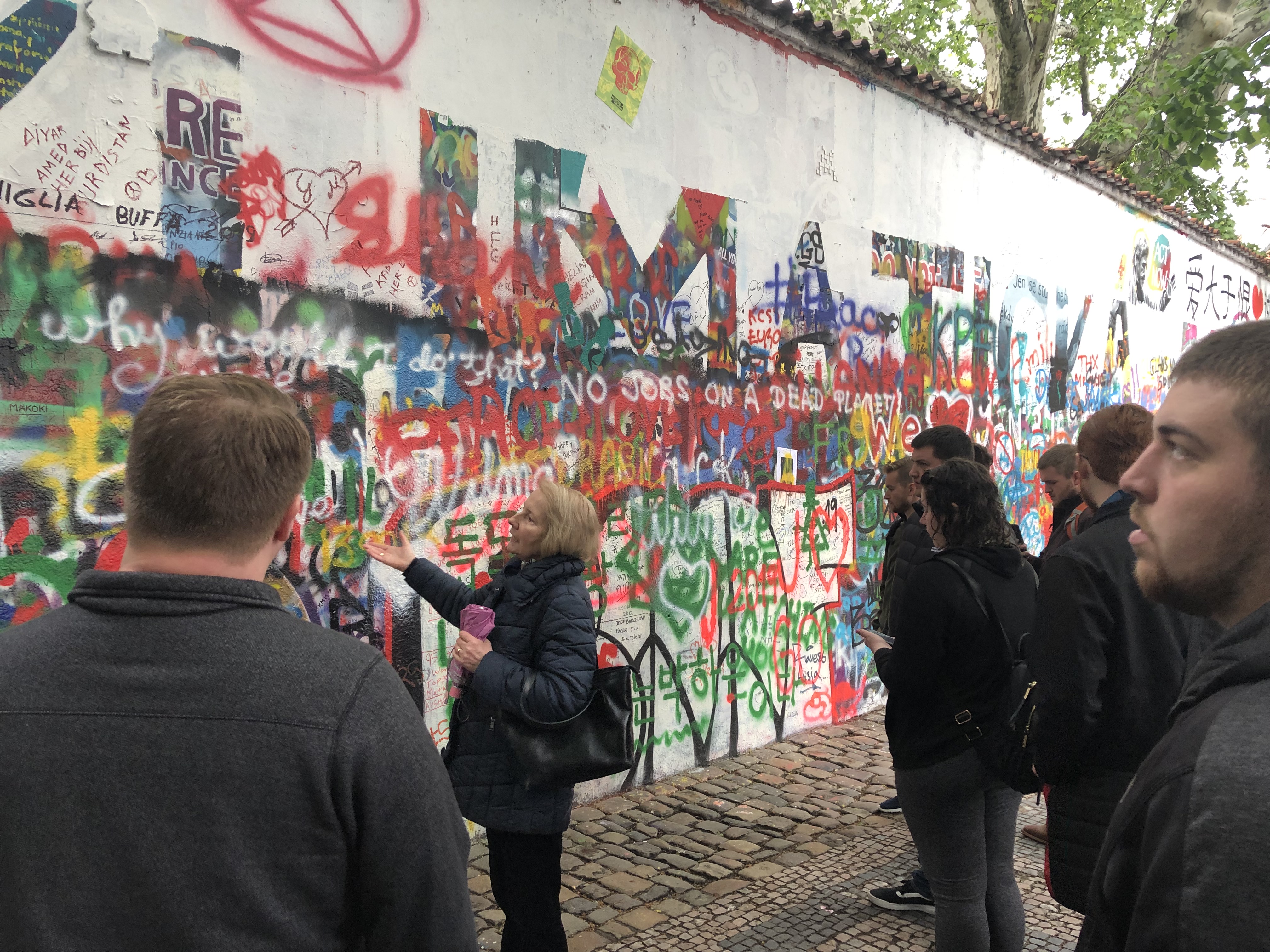 The Geopolitical Impact of Western Music on Capitalism and Language in The Czech Republic The Geopolitical Impact of Western Music on Capitalism and the Adoption of the English Language in the Czech Republic