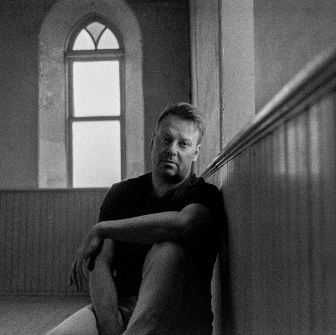 Alex Runions Returns With Emotional New Single ‘On an Island’ Alex Runions On an Island review on Right Chord Music