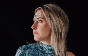 Hazel Ray Shines A Light On ‘Lonely’ Hazel Ray - Lonely on the Right Chord Music Blog