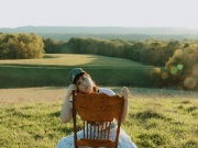 Laura Holliday Tackles Chronic Fatigue On ‘Fibronostalgia’ Laura Holliday Fibronostalgia on Right Chord Music