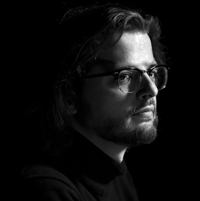 Jacob D. Edward Explores Loneliness ‘Sophie Take Me Dancing’ Jacob D. Edward - Sophie Take Me Dancing on Right Chord Music