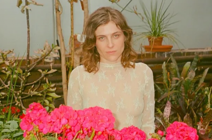 Elisabeth Pixley-Fink: Explores Human Connection On ‘Heartskin’ Elizabeth Pixley Fink Heartskin on Right Chord Music