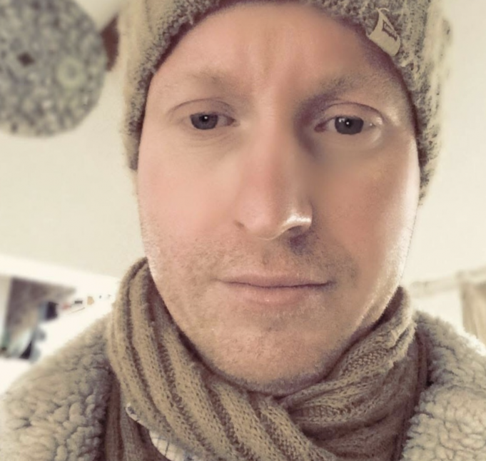 Luke O’Hanlon ‘The River Only Flows One Way’ Luke O'Hanlon The River Only Flows One Way on Right Chord Music