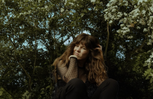 Elly Hopkins Digs Deep On ‘Animal’ Elly Hopkins Animal on Right Chord Music