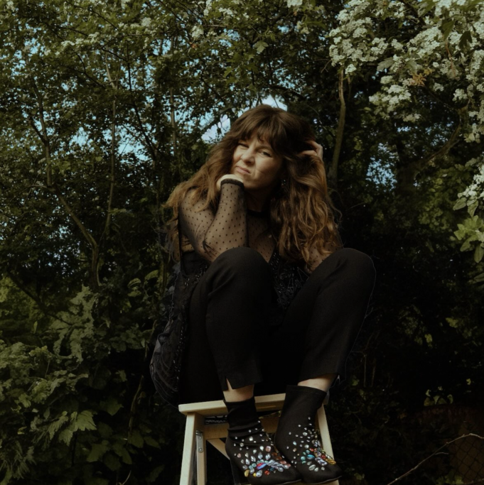 Elly Hopkins Digs Deep On ‘Animal’ Elly Hopkins Animal on Right Chord Music