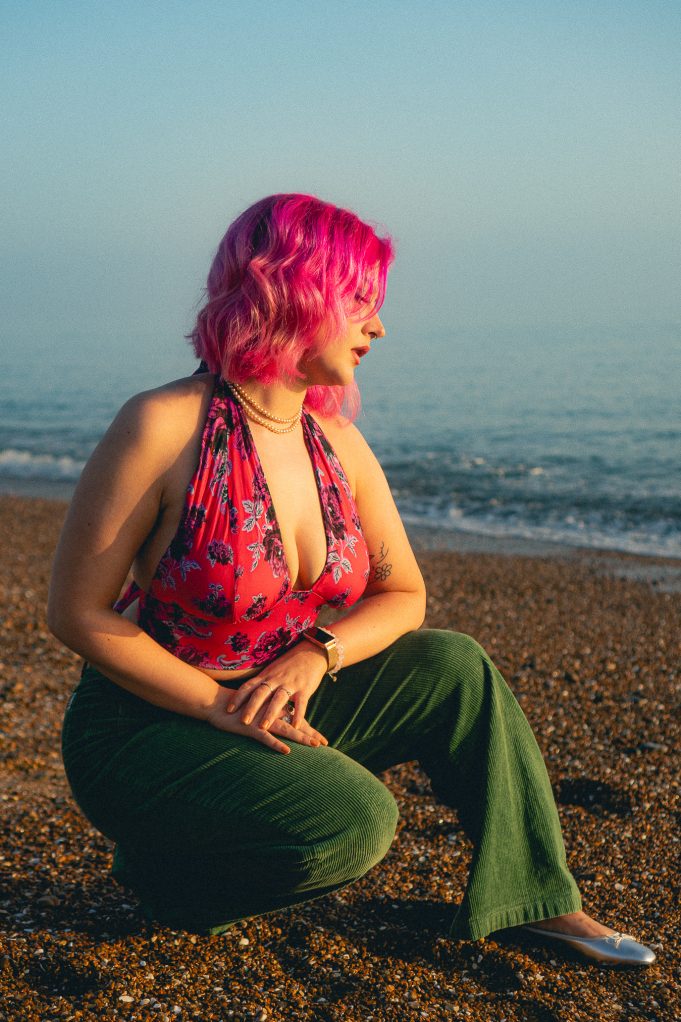 Alina Embraces Joy And Self-Expression On ‘Silk Or Corduroy’ Alina Silk or Corduroy on Right Chord Music